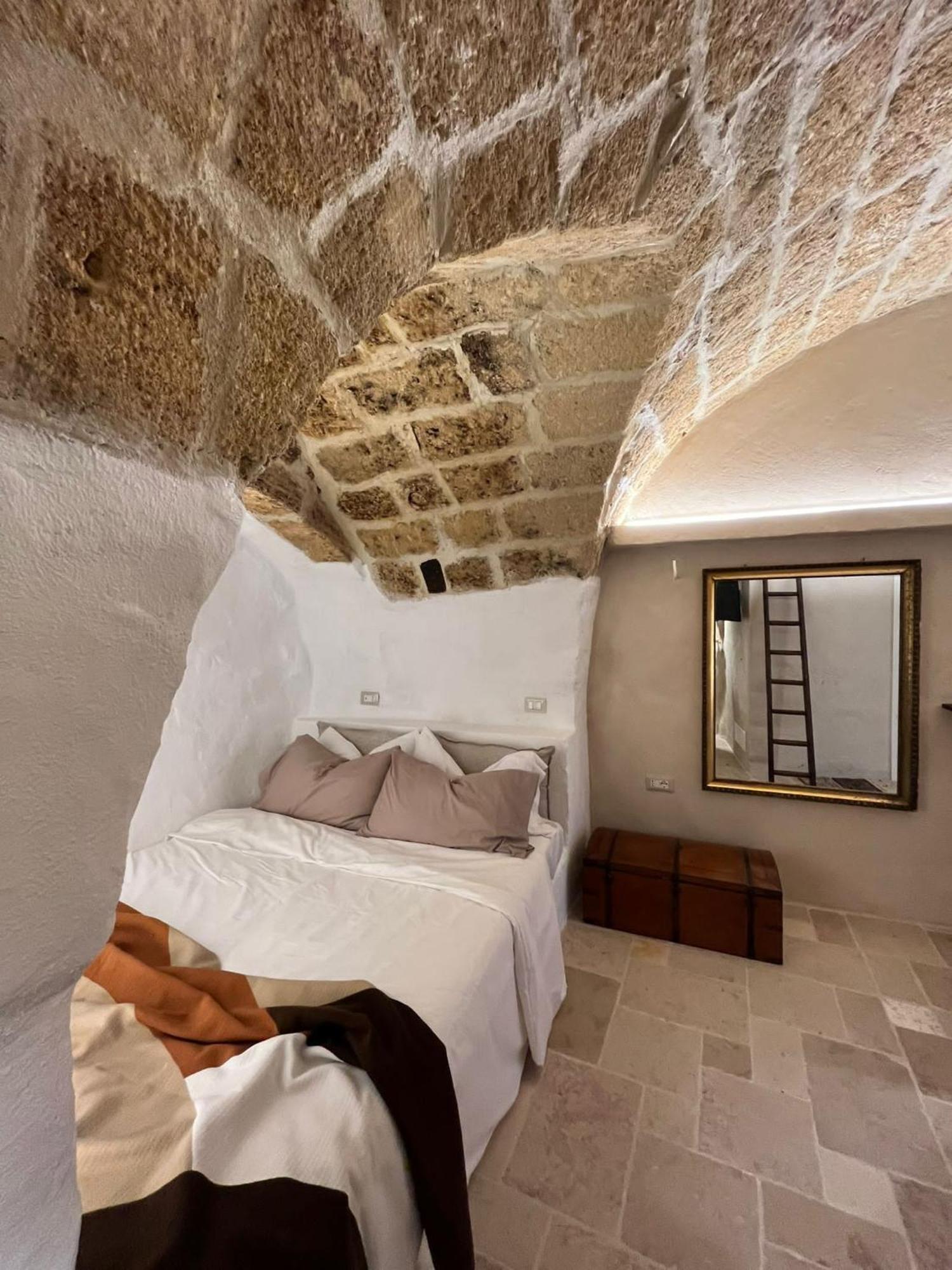 La Segreta Del Castello, Private Access Bed & Breakfast Gioia Del Colle Exterior photo