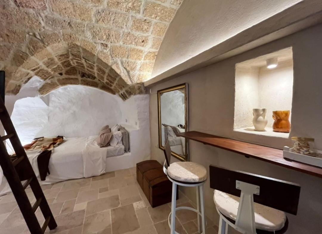 La Segreta Del Castello, Private Access Bed & Breakfast Gioia Del Colle Exterior photo